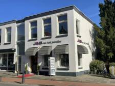 
Plofkraak bij juwelierszaak in Groningen: ‘Schade is aanzienlijk’
