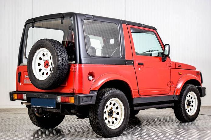 Suzuki Samurai
