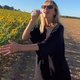 Angèle kroont zich tot zonneprinses op het Zonnebloemfestival