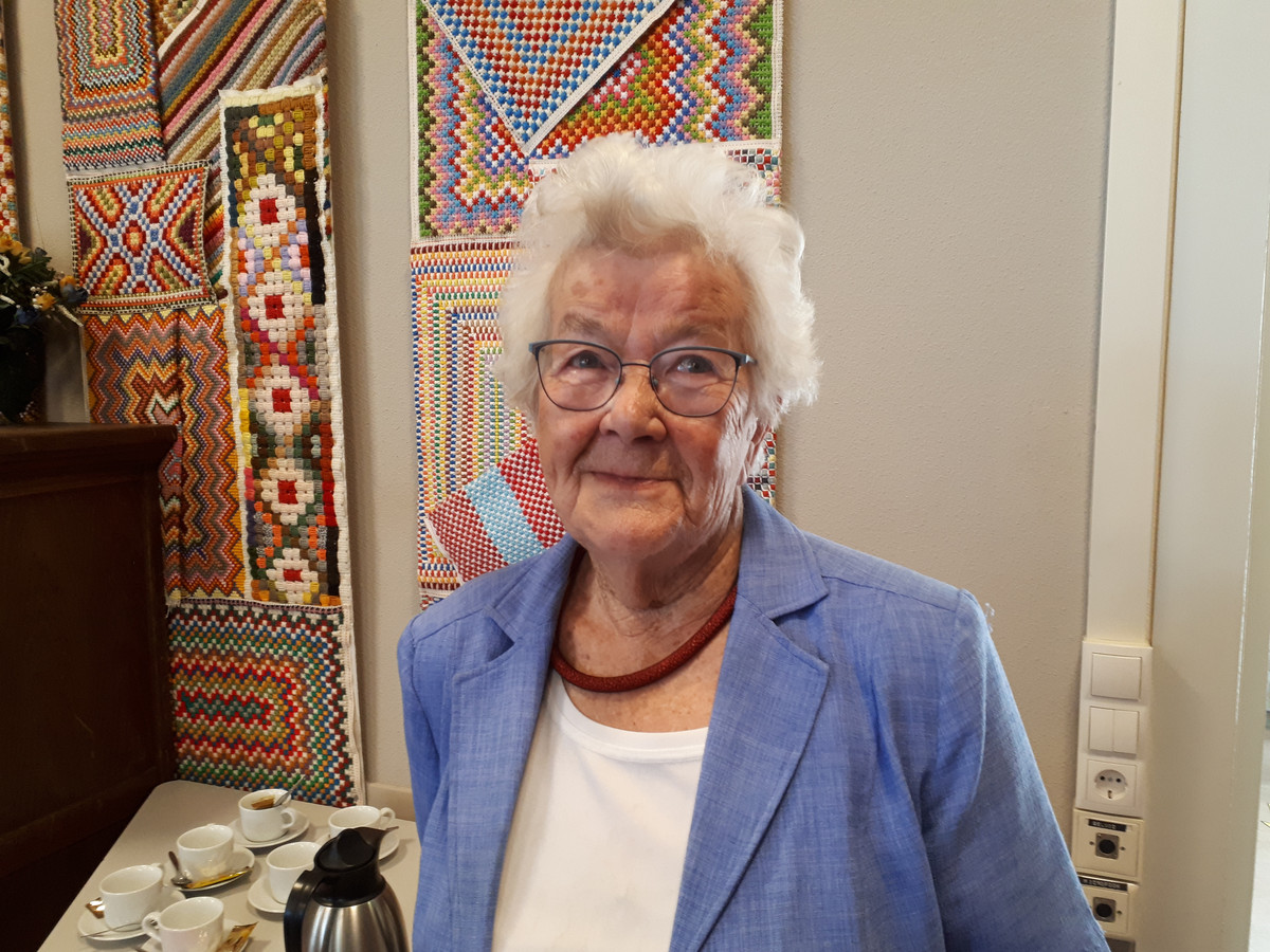 Marietje Willemse (93).