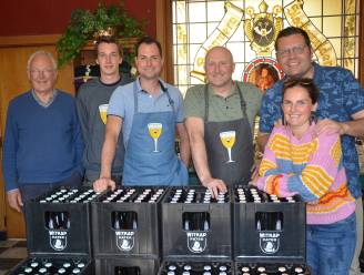 Negende ‘Witkap Schlagherfestival’ brengt voor het eerst schlagerparade met liveband in brouwerij Slaghmuylder: “Familiaal festival is intussen traditie”