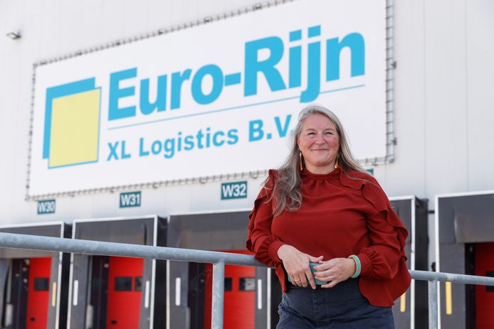Peggy Kakebeeke, bestuurslid nieuwe VNO afdeling industrieterrein Moerdijk. Zij is general manager van logistiek bedrijf Euro Rijn