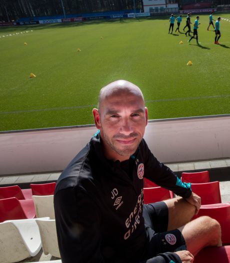 PSV verrast na vertrek Jürgen Dirkx naar nieuwe constellatie met trainer Mark van Bommel in Antwerpen