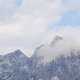Nederlandse bergbeklimmer vast op berg in Alpen