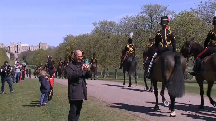 Zaterdag wordt wereldwijd afscheid genomen van de hertog van Edinburgh, prins Philip. Op Windsor Castle, ten westen van Londen, zijn al de hele dag plechtigheden bezig.