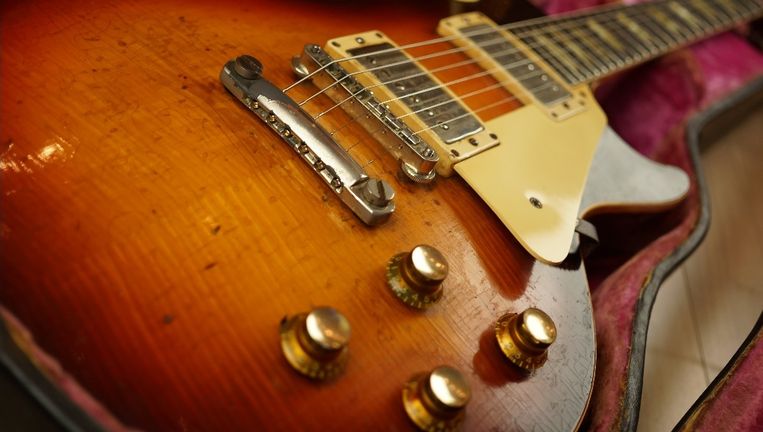 opmerking Graveren knoop Te koop: gitaar voor de prijs van een rijtjeshuis | De Volkskrant