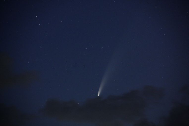 Komeet Neowise, gefotografeerd vanuit Veere. Beeld Rijk-Jan Koppejan, Volkssterrenwacht Philippus Lansbergen