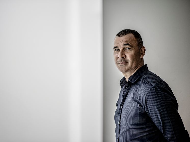 Ruud Gullit: 'Mensen liggen wakker of ze hun rekeningen nog kunnen betalen’