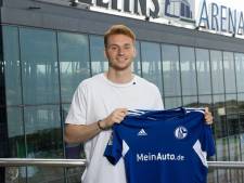 Sepp van den Berg verlengt contract bij Liverpool, maar wordt verhuurd aan Schalke 04