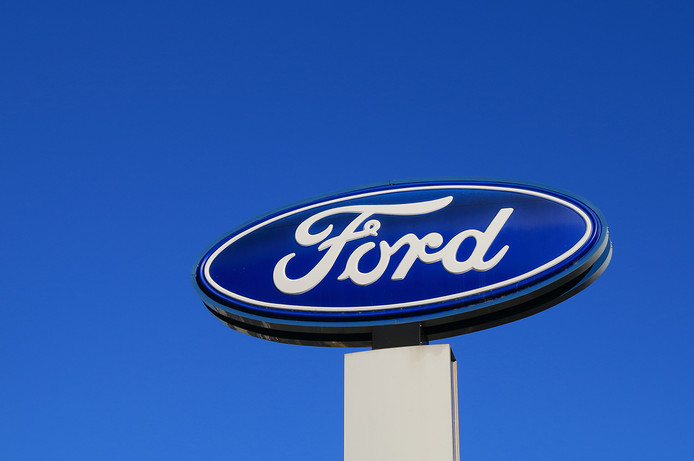 Autobedrijf Baan Twente neemt Ford-bedrijven in regio over ...