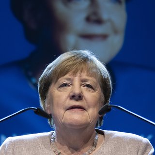 Merkel critică rară prin respingerea colaborării CDU cu AfD   