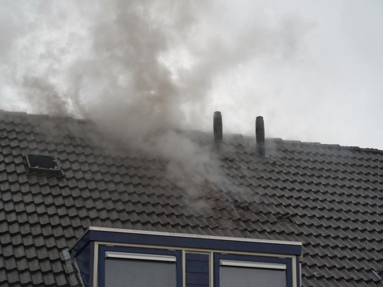 Forse schade aan woning door blikseminslag in Weurt