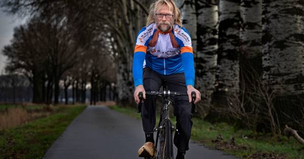 Oermens Martien heeft bijna een miljoen kilometer op de teller van zijn wielrenfiets - Eindhovens Da