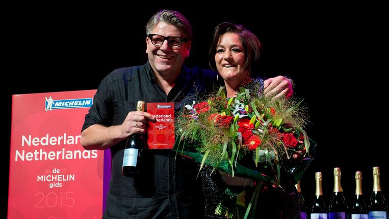 Jonnie en Therese Boer van het Zwolse driesterrenrestaurant De Librije tijdens de presentatie van de nieuwe Michelin Gids 2015. De Librije behoudt zijn drie sterren. Beeld anp