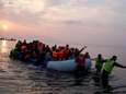 Tientallen ngo-leden op Lesbos gearresteerd wegens illegale hulp aan vluchtelingen