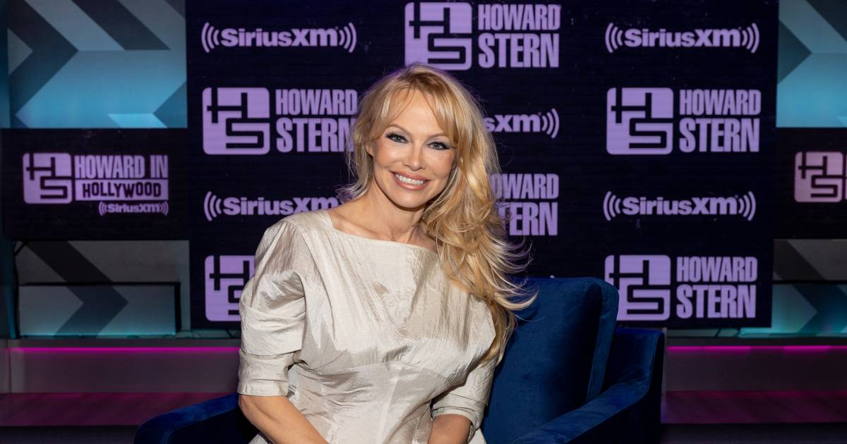 Pamela Anderson: “Ho trovato uno stalker nel mio letto. Indossava il mio costume da bagno Baywatch” |  celebrità