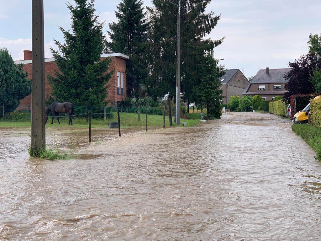 La commune de Meise, au nord de Bruxelles dans le Brabant flamand, a été touchée mercredi par des inondations à la suite de précipitations importantes.