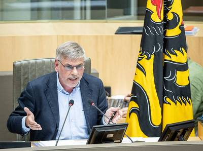 Vlaams Parlement roept Filip Dewinter op het matje na klacht: commissie buigt zich over zijn banden met buitenlandse regimes