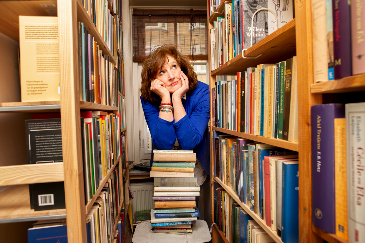 Aleid Truijens, de biograaf van Hella Haasse. Beeld Pauline Niks