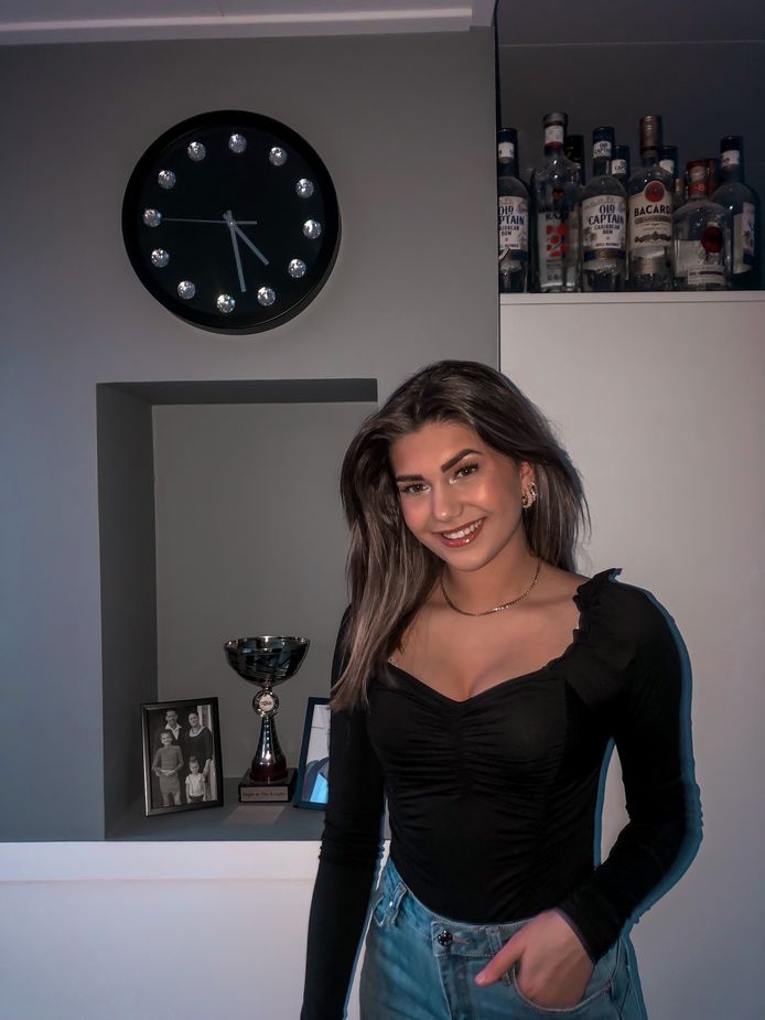 Esmee van Heumen (16) hoopt de titel Miss Teen of Zuidholland 2022 te winnen.