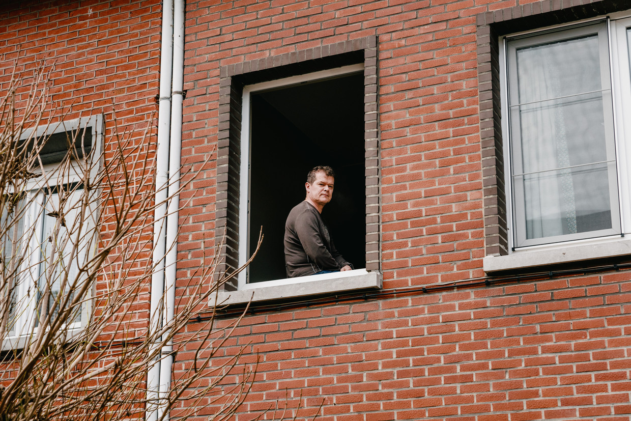 Robin is in quarantine at his home in Prashat.  