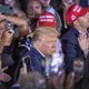 Aanklager VS ziet patroon van crimineel handelen, Trump ontkent alles in gebruikelijke tirade