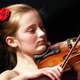 Viooltalent Noa Wildschut krijgt 300 jaar oude viool