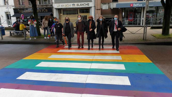 Charleroi inaugure un passage pour piétons multicolore: “Quatre événements-phares”
