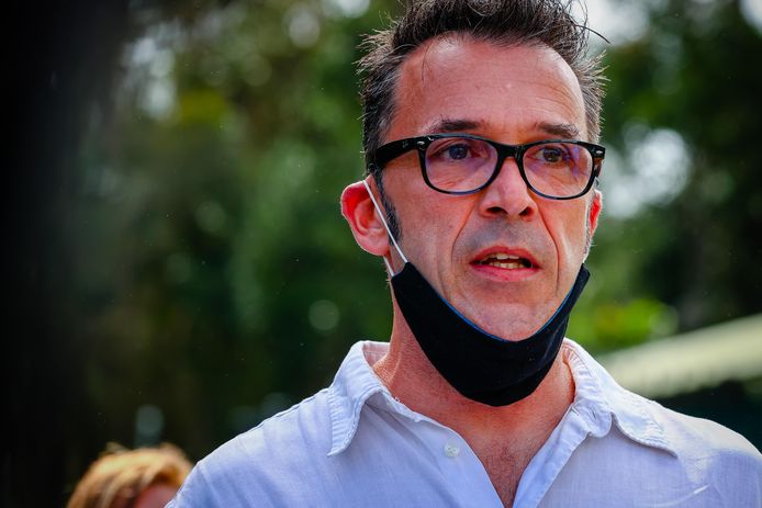 Le père Laurent Hayez au tribunal.