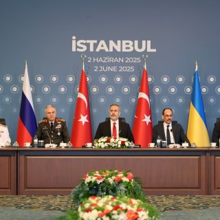 Rusland beweert klaar te zijn voor nieuwe gesprekken met Oekraïne