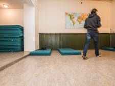Daklozenopvang Arnhem beperkt capaciteit: ‘Bezoekers zijn doordrongen van de ernst’
