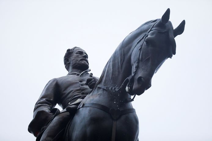 Het standbeeld van generaal Robert E. Lee in Richmond, Virginia.