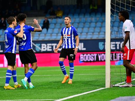 Op zorgeloos avondje verschaft FC Eindhoven zich lucht in de strijd om play-offs