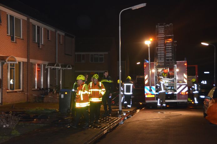 Voor de vierde keer in enkele weken rukte de brandweer uit naar de Hyacintstraat in Kloosterzande.
