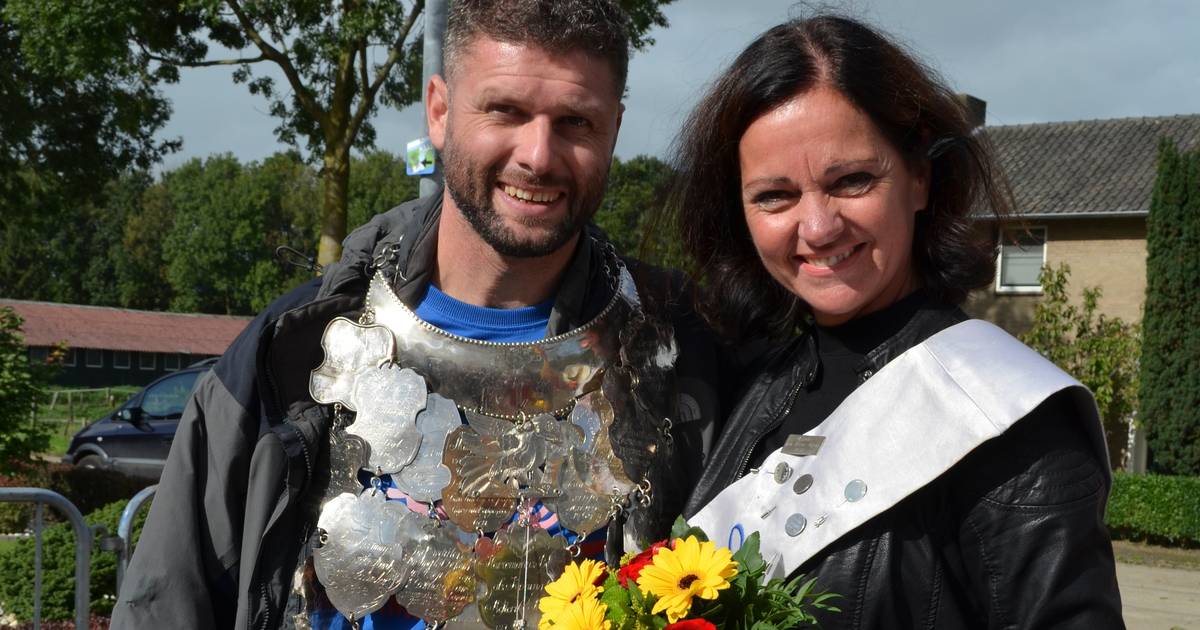 Koert en Michelle op troon in Niftrik