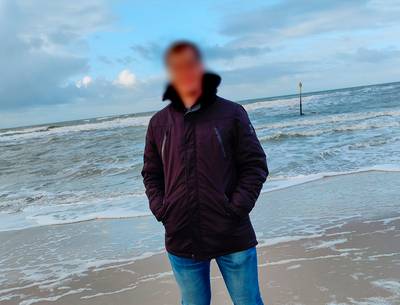 Gianni de W. (25) vandaag voor de rechter in een van de grootste online misbruikzaken ooit in Nederland: hoe zit dat?