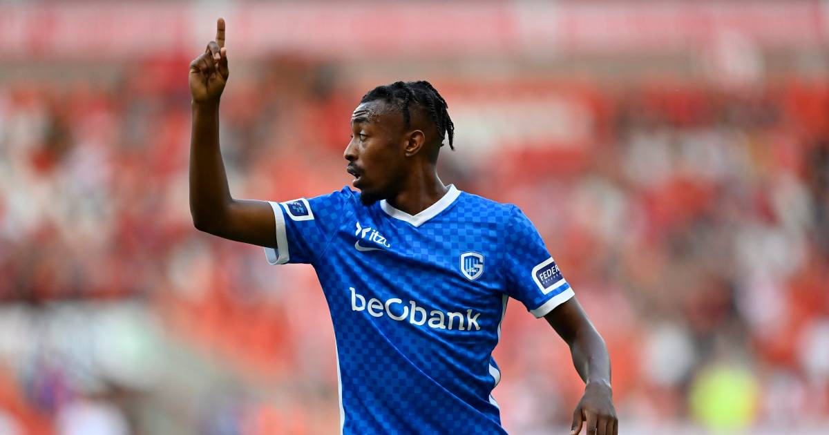 LIVE. Bal rolt in de Luminus Arena, kan Racing Genk ...
