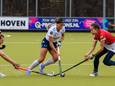 Julieta Jankunas (m) tijdens het duel met Hurley. Zij maakte op 23 oktober de laatste veldgoal voor HC Tilburg, totdat Donja Zwinkels scoorde.