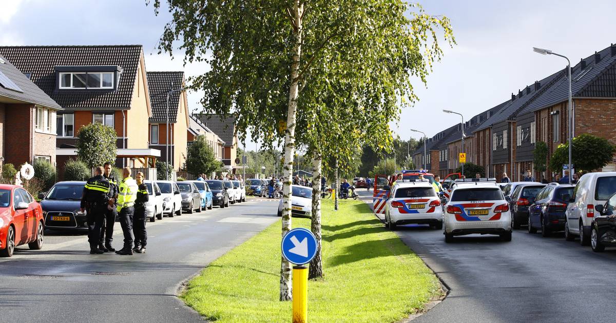 Jongetje overleden na botsing met auto in Oldebroek.