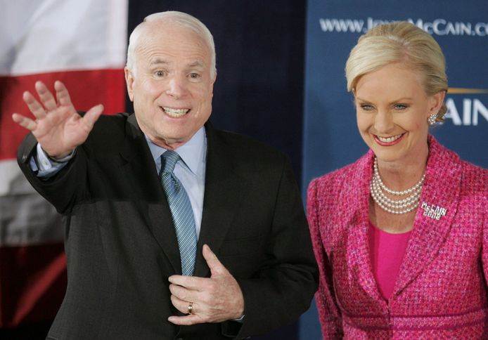 John McCain en zijn vrouw Cindy in 2008.