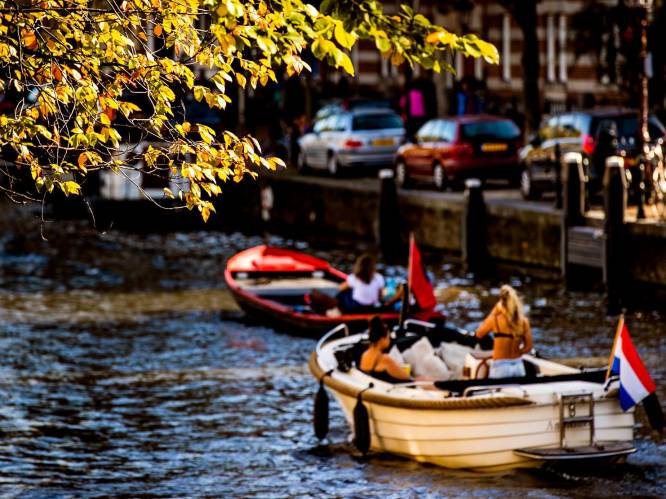 Amsterdam Legt Varen Aan Banden | Binnenland | Ad.Nl