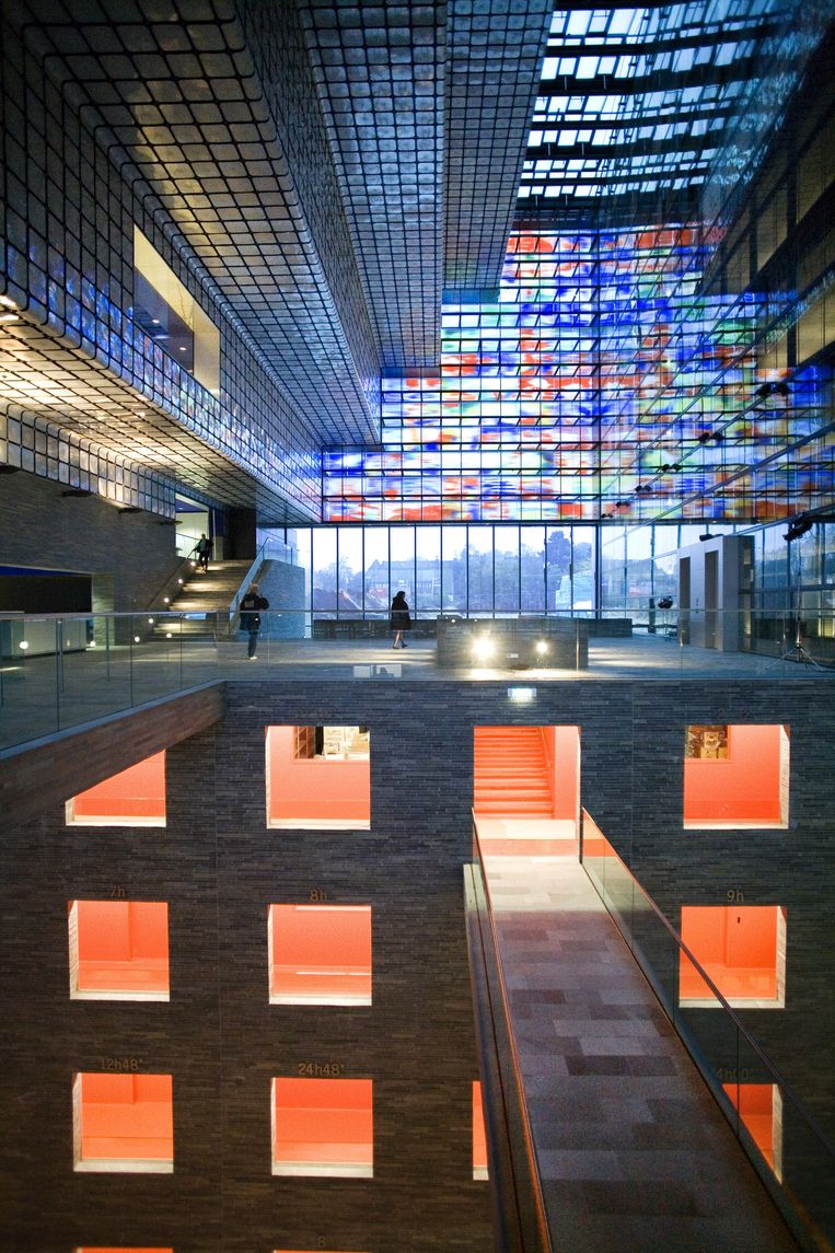 Gebouw: Nederlands Instituut voor Beeld en Geluid. 'Het gebouw heeft een uitzonderlijke ruimtelijke hal. Het heeft een uitstraling die past in sciencefictionfilms.' Beeld Hollandse Hoogte