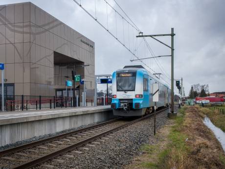 Zorgen over bezuiniging openbaar vervoer nemen toe: ‘Je jaagt mensen de auto in’