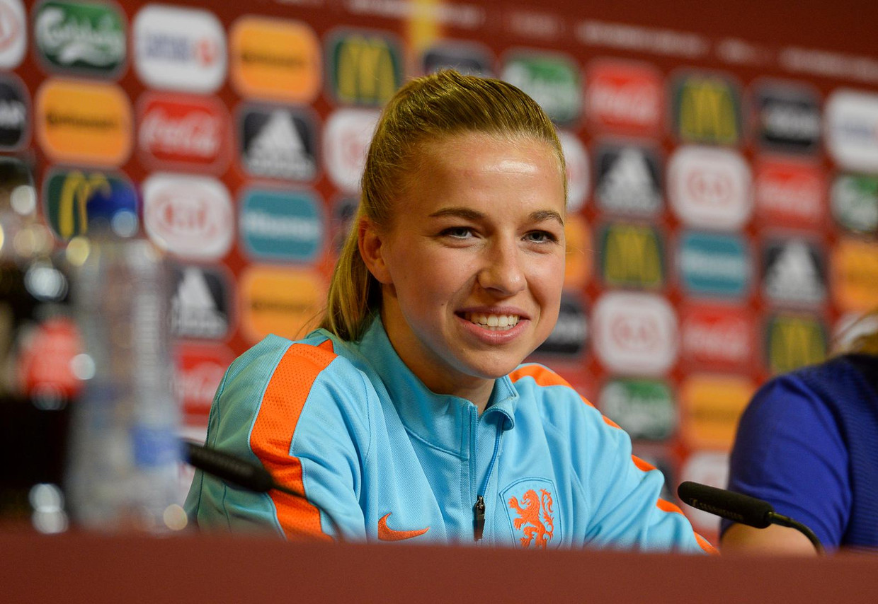 Jackie Groenen tijdens een persconferentie Beeld belga