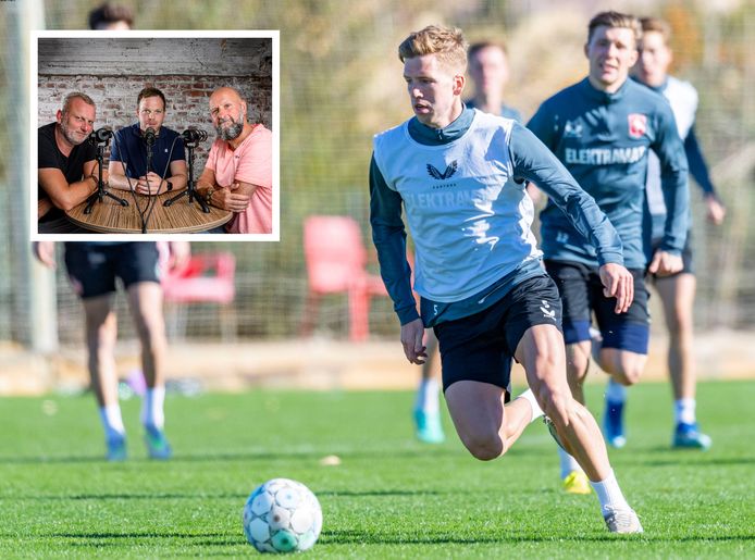 Gijs Smal in actie op het trainingskamp van FC Twente in Spanje.  Inzet: Leon ten Voorde, Frank Bussink en Ralph Blijlevens.