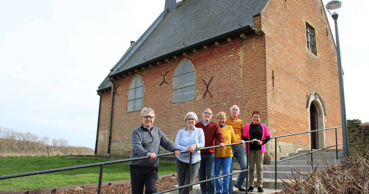 Nieuwe trap en trage weg leiden naar de kapel van Lorette waar vanaf 25 ...