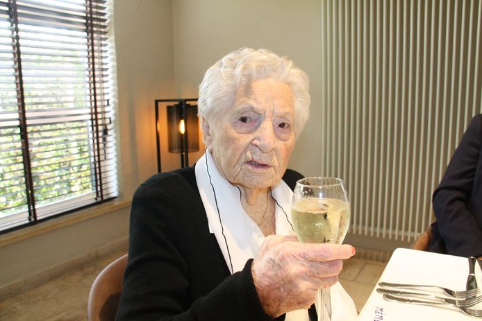 Godelieve Voet was met haar 109 jaar de oudste van Vlaanderen, op 7 oktober vierde ze haar verjaardag