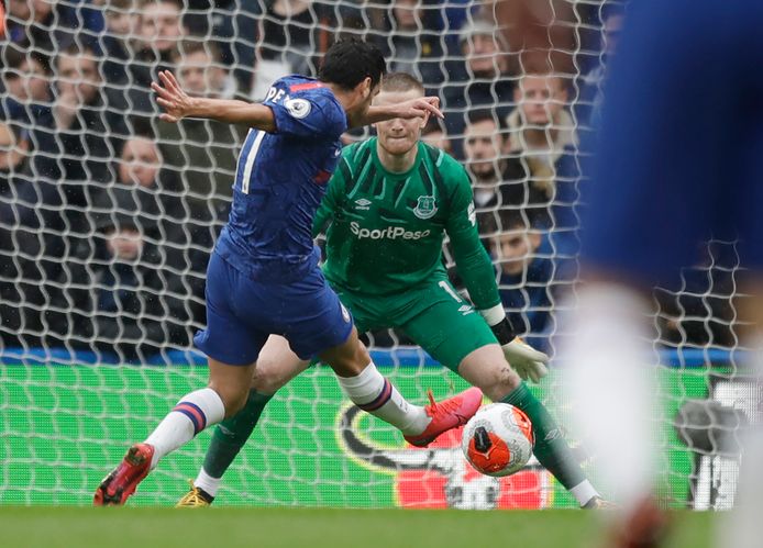 Pedro scoorde halverwege de eerste helft de 2-0 voor Chelsea.