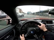 Un automobiliste filme sa propre conduite imprudente dans les rues de Mol