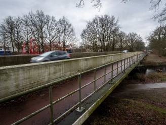 Mierlo tijdens werkzaamheden brug bereikbaar via bestaande wegen, noodbrug geen optie
